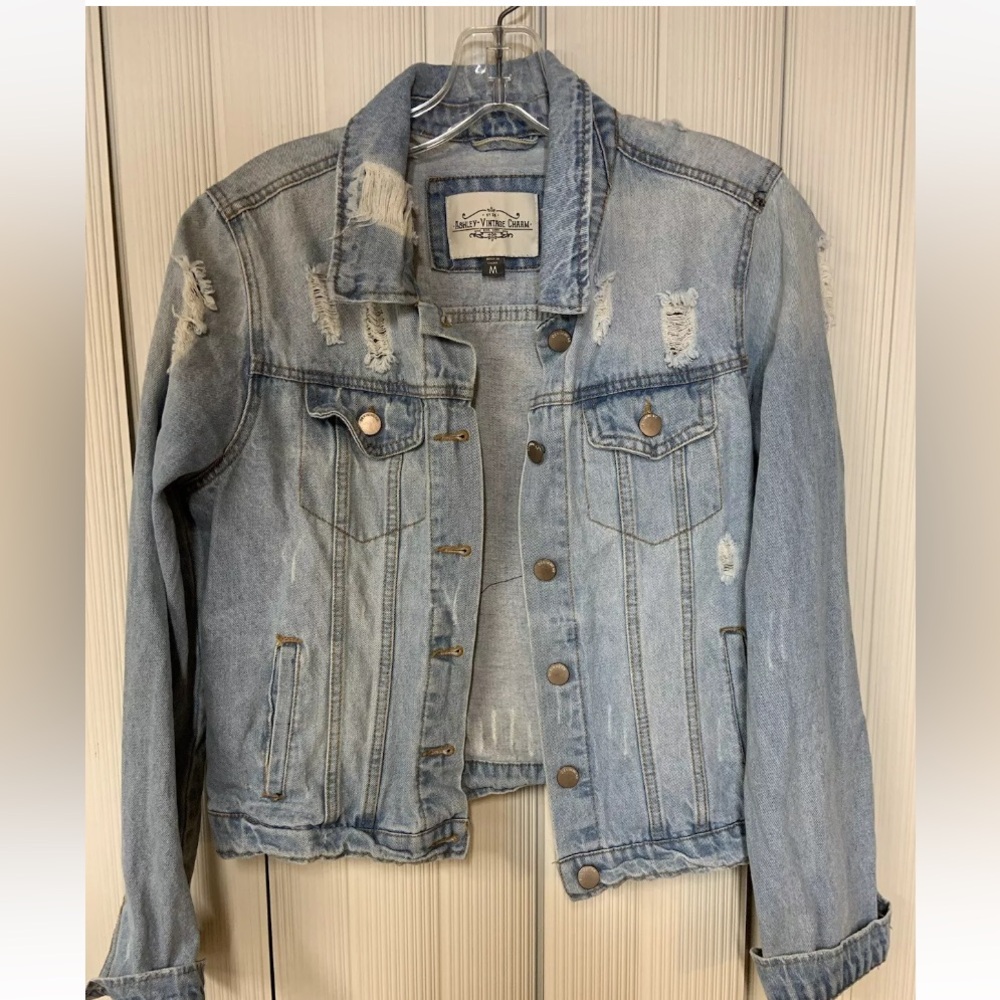 Ashley Vintage Charm distressed Denim short jacket, size Medium, denim blue.
